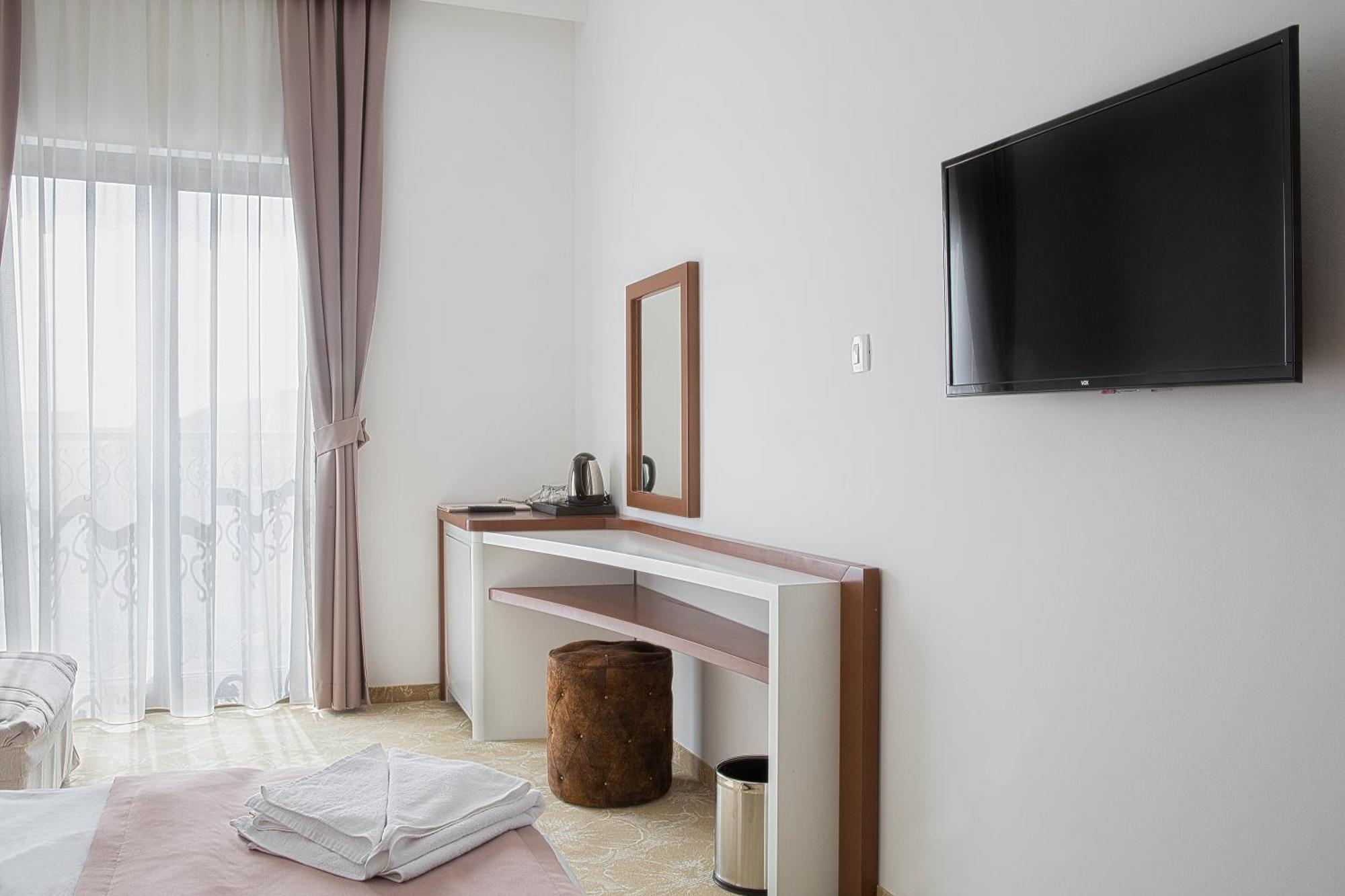 Hotel Pozzo Budva Phòng bức ảnh