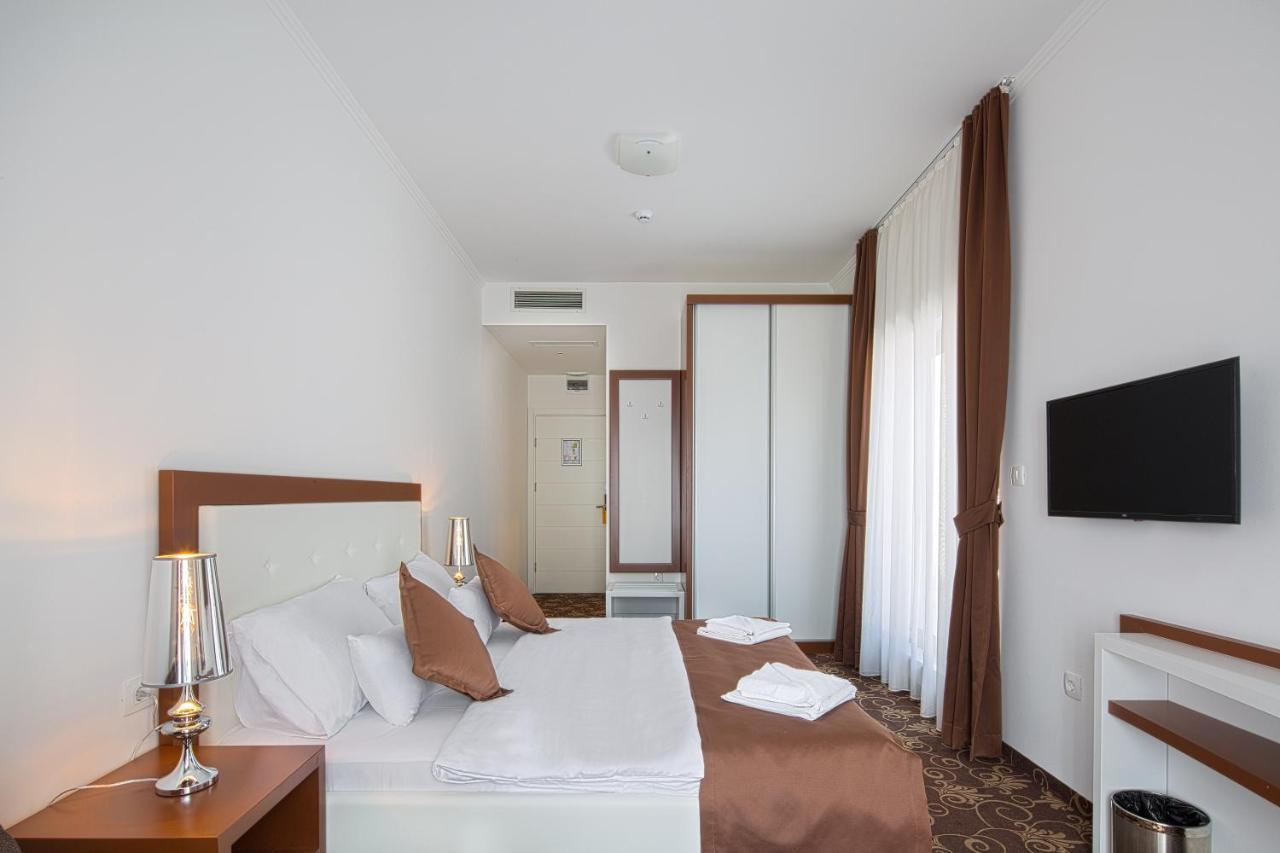 Hotel Pozzo Budva Ngoại thất bức ảnh